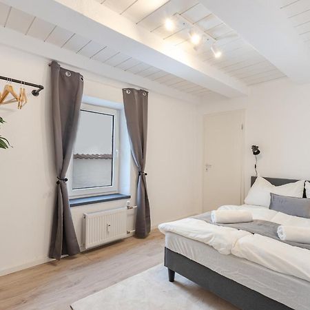 Terrace Apartment With 5 Rooms, Whirlpool And Bbq Аугсбург Экстерьер фото