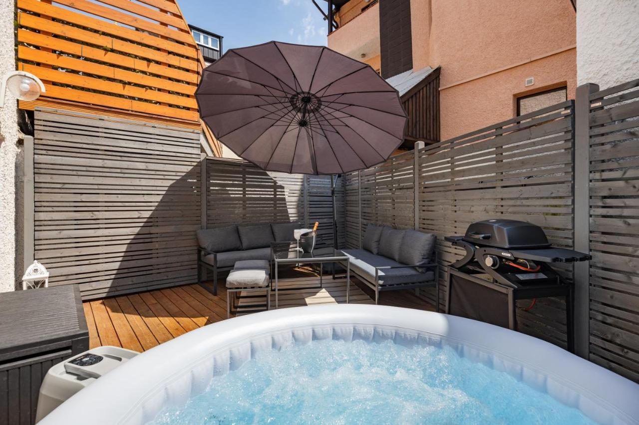 Terrace Apartment With 5 Rooms, Whirlpool And Bbq Аугсбург Экстерьер фото